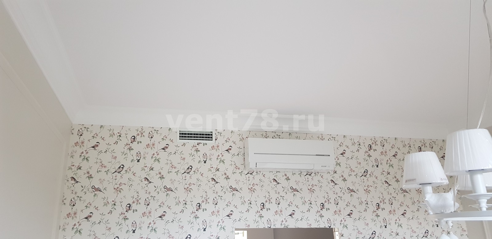 Монтаж систем вентиляции и кондицинирования квартиры.